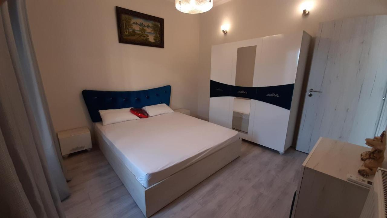 Irida Apartments Nea Skioni Eksteriør billede