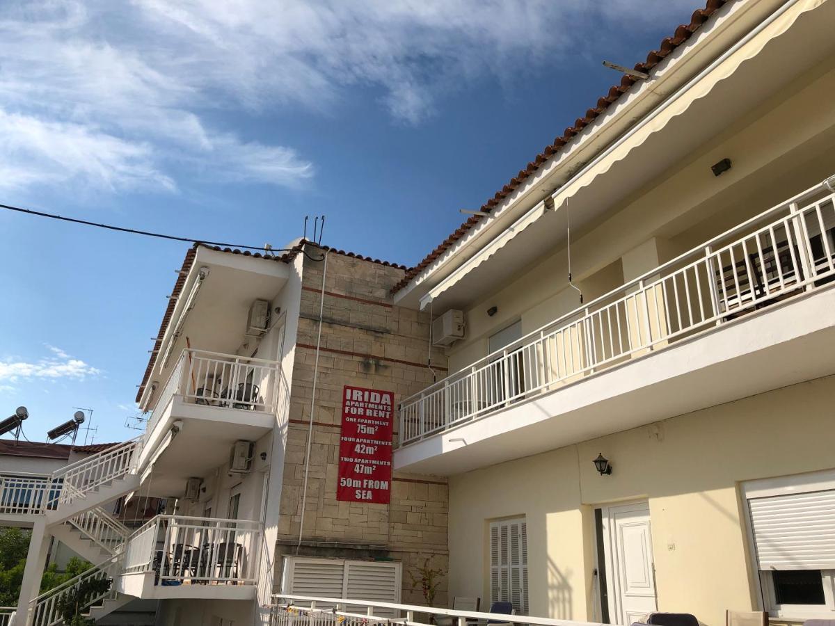 Irida Apartments Nea Skioni Eksteriør billede
